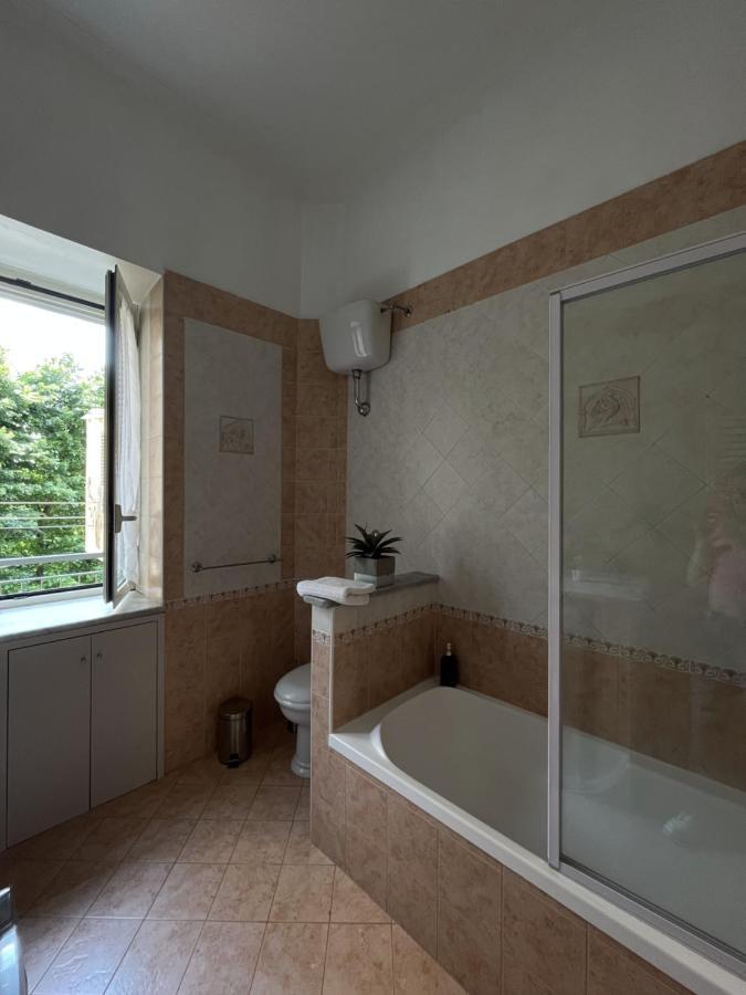 Bottiglieri'S Home Napoli Bagian luar foto